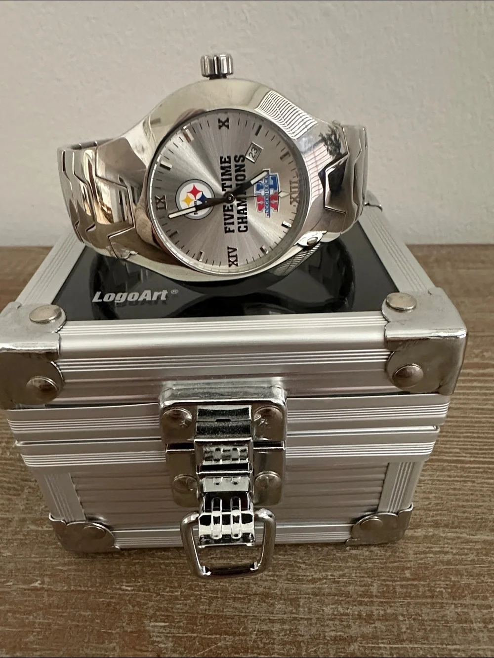 Pittsburgh Steelers Silver Tone Men's 5 Times Champion Watch